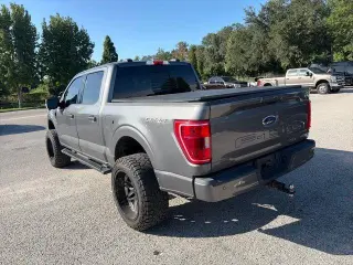 Ford F-150 2021 4x4 XLT 4dr SuperCrew 5.5 ft. SB
