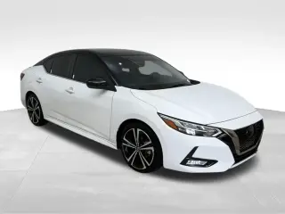 Nissan Sentra 2021 SR 4dr Sedán