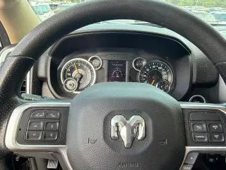 Ram 2500 2019 4x4 Big Horn 4dr Crew Cab 6.3 ft. SB Pickup