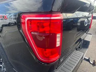 Ford F-150 2023 4x4 XLT 4dr SuperCrew 5.5 ft. SB