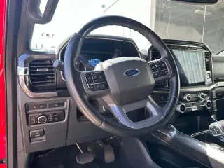 Ford F-150 2023 4x4 XLT 4dr SuperCrew 5.5 ft. SB