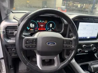 Ford F-150 2022 4x2 Lariat 4dr SuperCrew 5.5 ft. SB