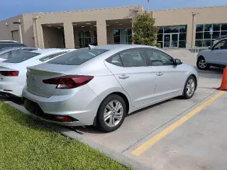Hyundai ELANTRA 2020 Edición Valor 4dr Sedán