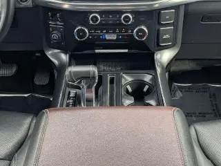 Ford F-150 2023 4x4 Lariat 4dr SuperCrew 5.5 ft. SB