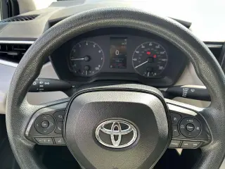 Toyota Corolla 2024 LE 4dr Sedán