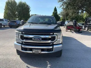 Ford F-350 Super Duty 2022 4x4 XL 4dr Crew Cab 8 ft. LB DRW Pickup