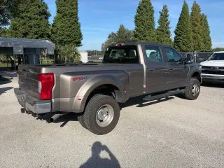 Ford F-350 Super Duty 2022 4x4 XL 4dr Crew Cab 8 ft. LB DRW Pickup