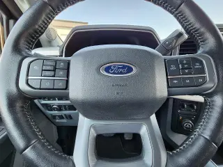 Ford F-150 2022 4x4 XLT 4dr SuperCrew 5.5 ft. SB