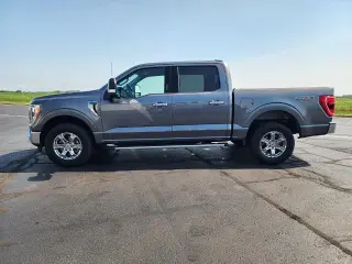 Ford F-150 2022 4x4 XLT 4dr SuperCrew 5.5 ft. SB