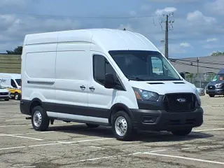 Ford Transit 2024 Tracción Total 250 3 puertas LWB Techo Alto Furgón de Carga