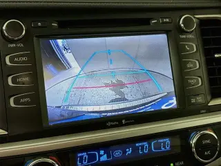 Toyota Highlander 2014 AWD XLE 4dr SUV