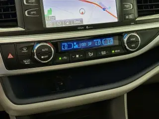 Toyota Highlander 2014 AWD XLE 4dr SUV
