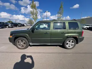 Jeep Patriot 2008 Sport 4dr SUV con Paquete de Airbags Laterales CJ1
