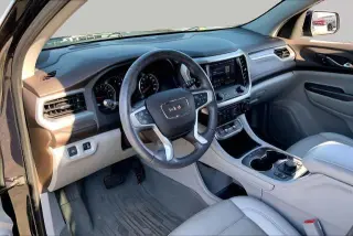 GMC Acadia 2021 SLT SUV de 4 puertas