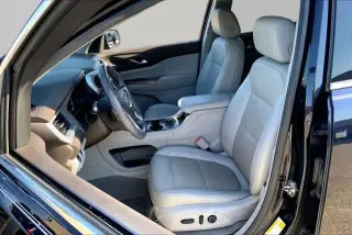 GMC Acadia 2021 SLT SUV de 4 puertas