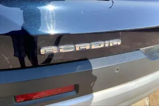 GMC Acadia 2021 SLT SUV de 4 puertas