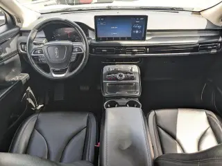 Lincoln Nautilus 2023 Standard SUV de 4 puertas