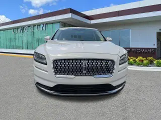 Lincoln Nautilus 2023 Standard SUV de 4 puertas