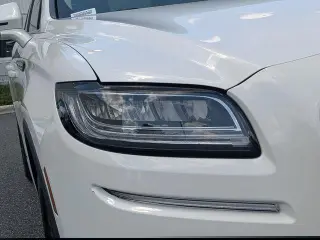 Lincoln Nautilus 2023 Standard SUV de 4 puertas