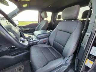 Ford F-150 2021 4x4 XLT 4dr SuperCab 6.5 ft. SB