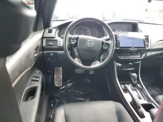 Honda Accord 2017 Edición Especial Deportiva 4pu Sedán CVT
