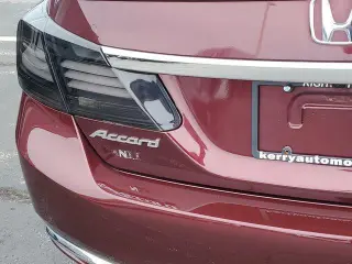 Honda Accord 2017 Edición Especial Deportiva 4pu Sedán CVT