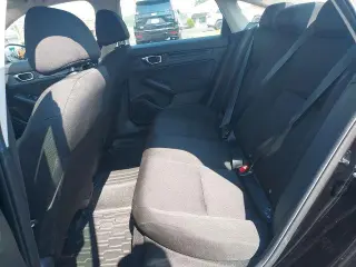 Honda Civic 2025 LX 4dr Sedán