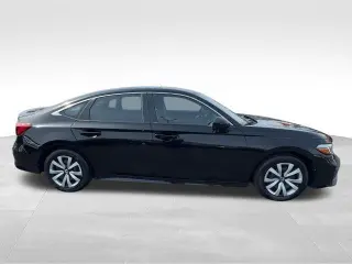Honda Civic 2025 LX 4dr Sedán