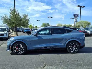 Ford Mustang Mach-E 2023 AWD GT 4dr SUV