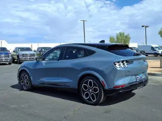 Ford Mustang Mach-E 2023 AWD GT 4dr SUV