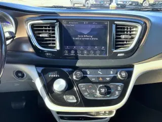 Chrysler Pacifica 2019 Touring L Plus 4dr Mini-Van