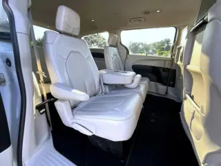 Chrysler Pacifica 2019 Touring L Plus 4dr Mini-Van