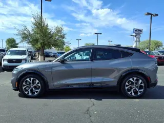 Ford Mustang Mach-E 2023 AWD Premium 4dr SUV
