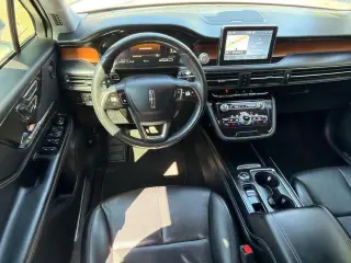 Lincoln Corsair 2021 Reserve 4 SUV