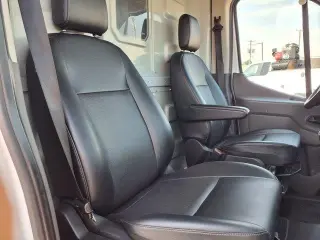 Ford Transit 2024 250 3dr LWB Techo Medio Furgón de Carga