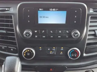 Ford Transit 2024 250 3dr LWB Techo Medio Furgón de Carga