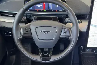 Ford Mustang Mach-E 2023 Select 4dr SUV