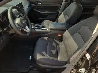 Nissan Altima 2025 2.5 SV 4dr Sedán