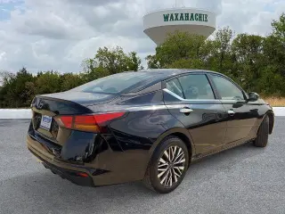 Nissan Altima 2025 2.5 SV 4dr Sedán