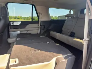 Lincoln Navigator L 2022 4x4 Reserve 4dr SUV