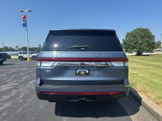 Lincoln Navigator L 2022 4x4 Reserve 4dr SUV
