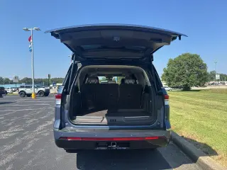 Lincoln Navigator L 2022 4x4 Reserve 4dr SUV