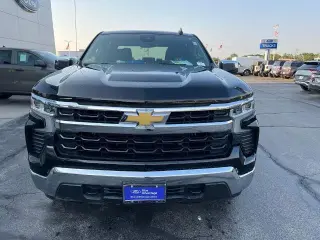 Chevrolet Silverado 1500 2023 4x4 LT 4dr Crew Cab 5.8 ft. SB con 2FL