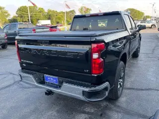 Chevrolet Silverado 1500 2023 4x4 LT 4dr Crew Cab 5.8 ft. SB con 2FL