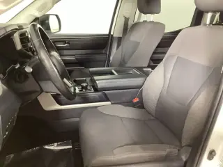Toyota Tundra 2022 4x4 SR5 4dr CrewMax Cab Pickup SB