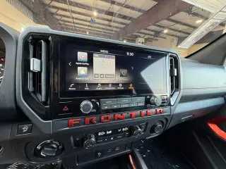 Nissan Frontier 2025 4x4 PRO-4X 4dr Crew Cab 5 ft. SB