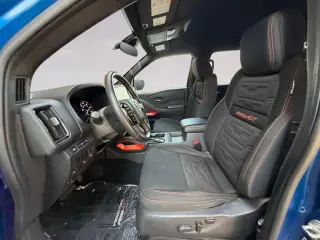 Nissan Frontier 2025 4x4 PRO-4X 4dr Crew Cab 5 ft. SB