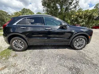Cadillac XT4 2025 4x4 de lujo 4 puertas Crossover