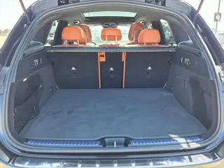 Mercedes-Benz GLC 2025 GLC 300 4dr SUV