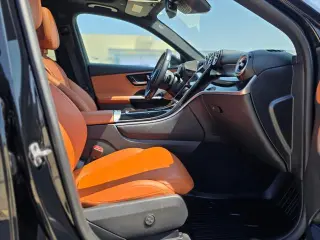 Mercedes-Benz GLC 2025 GLC 300 4dr SUV